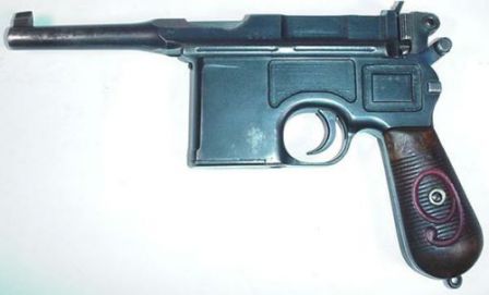 Mauser C-96 - вариант под патрон 9мм Парабеллум для Германской армии (1я Мировая Война).