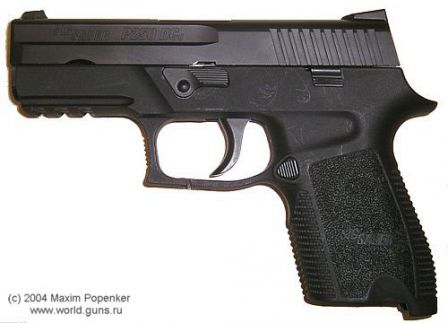 SIG-Sauer P250 DCc (compact) without magazine, left side view; version of 2004.