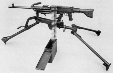 Пулемет SIG MG 710-2 (MG 57-2) на станке.