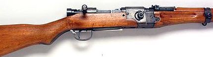  7.7mm Arisaka Type 02 paratroop takedown rifle. Note the steel-reinforced joint area ahead of the receiver.