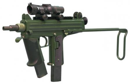  Пистолет-пулемет CBJ-MS PDW с запасным магазином в передней рукоятке и прицелом Aimpoint.