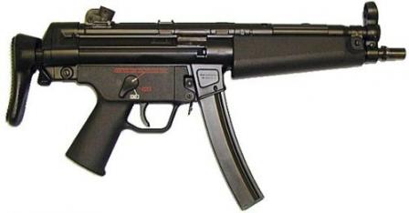 HK MP-5N. Modern version developed for US Navy. Features plastic trigger group of latest design, with ambidextrous selector lever and 