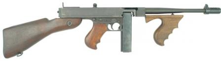  Thompson Model 1928A1 submachine gun, wartime production (simple, non-adjustable and non-protected rear sight and plain barrel).