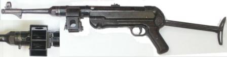 MP-40-II submachine gun, with sliding dual magazine housing (see insert).